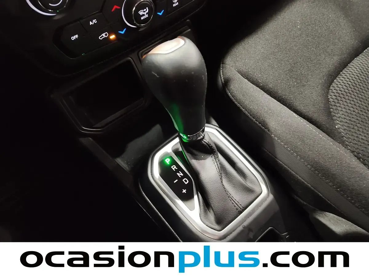 Usado Jeep Renegade Altitude 130 CV (95 kW) 2024 SUV