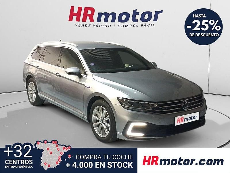 Usado VW Passat GTE 218 CV (160 kW) 2022 Gris Familiar