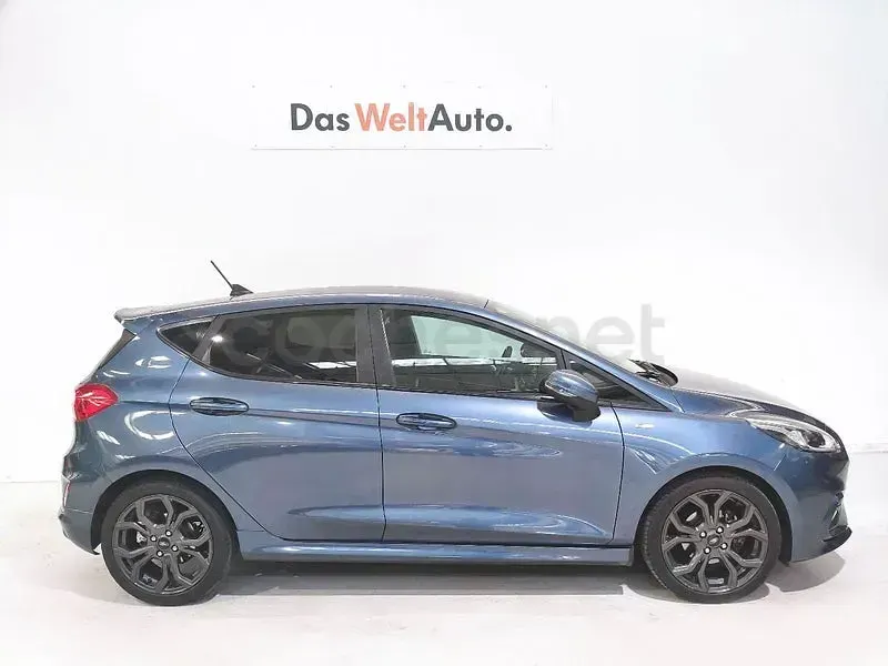 Usado Ford Fiesta ST-Line 140 CV (102 kW) 2020 Gris / plata Utilitario