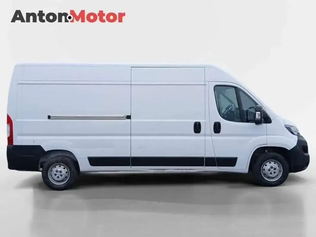 Usado Peugeot Boxer S 141 CV (103 kW) 2022 Blanco Van