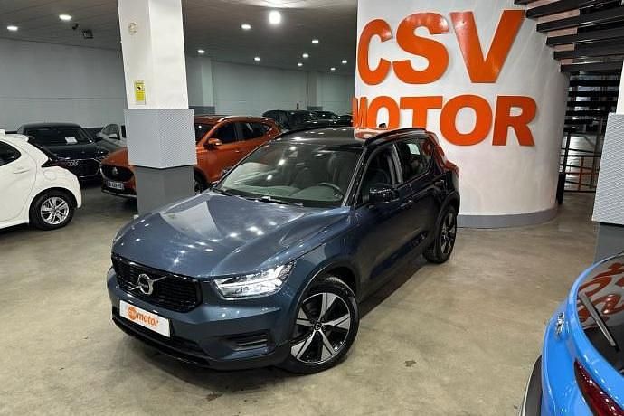Usado Volvo XC40 R-Design 210 CV (154 kW) 2021 SUV