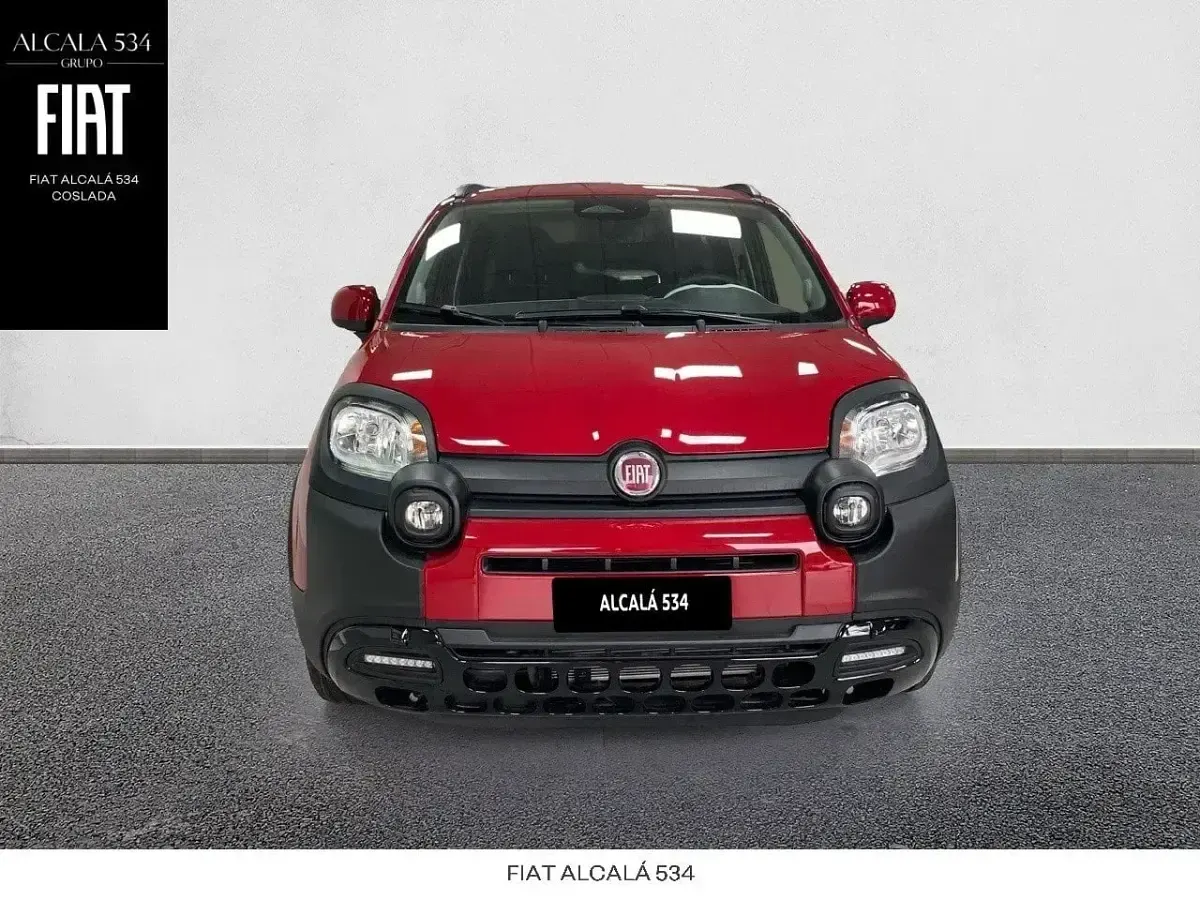 Nuevo Fiat Panda Cross 65 CV (47 kW) 2026 Rojo Utilitario