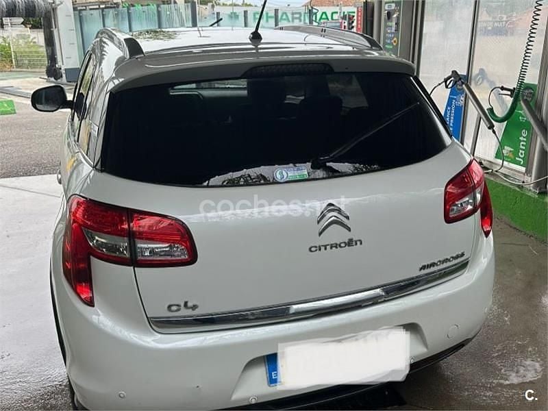Usado Citroën C4 Aircross Exclusive 114 CV (83 kW) 2015 Blanco SUV