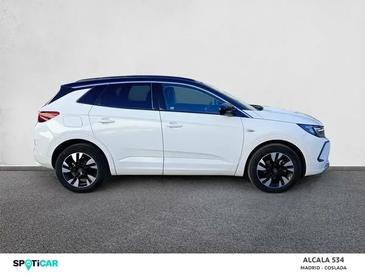 Usado Opel Grandland X Ultimate 130 CV (95 kW) 2022 Blanco SUV