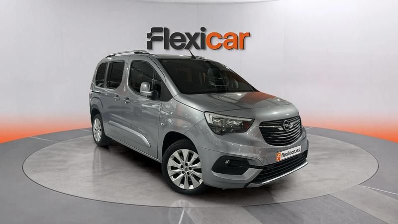 Usado Opel Combo Innovation 131 CV (96 kW) 2020 Gris Monovolumen