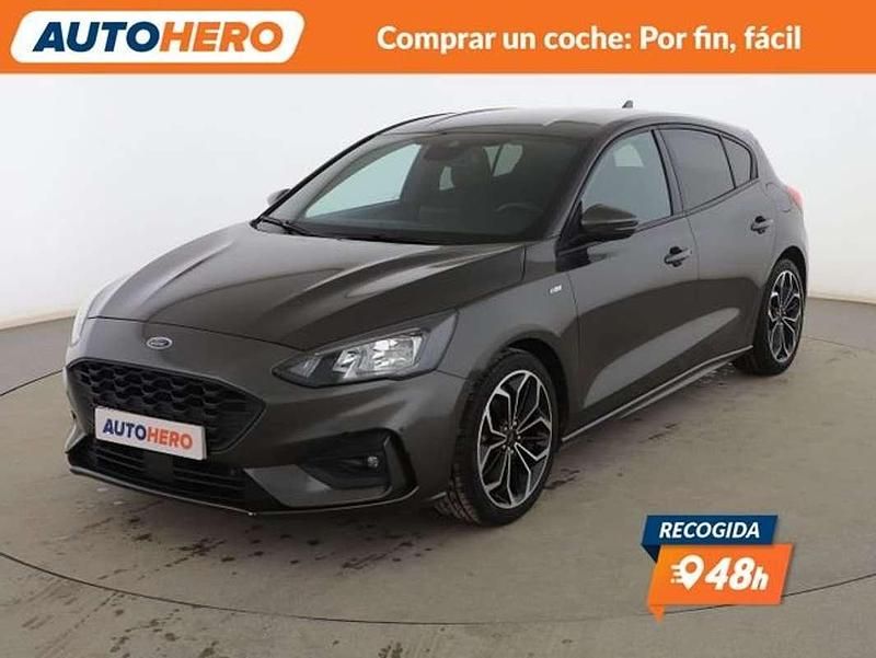 Gris Usado 2021 Ford Focus ST-Line Berlina | 15.908 € (Buen precio) - Imagen 1/3