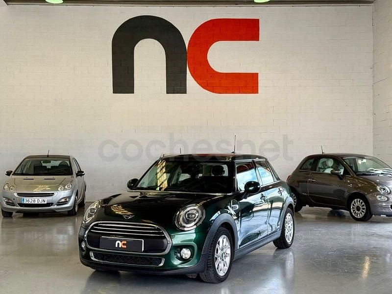 Usado Mini ONE 102 CV (75 kW) 2019 Verde Utilitario