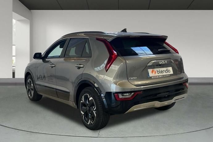 Usado Kia e-Niro 150 kW (204 CV) 2024 Gris SUV