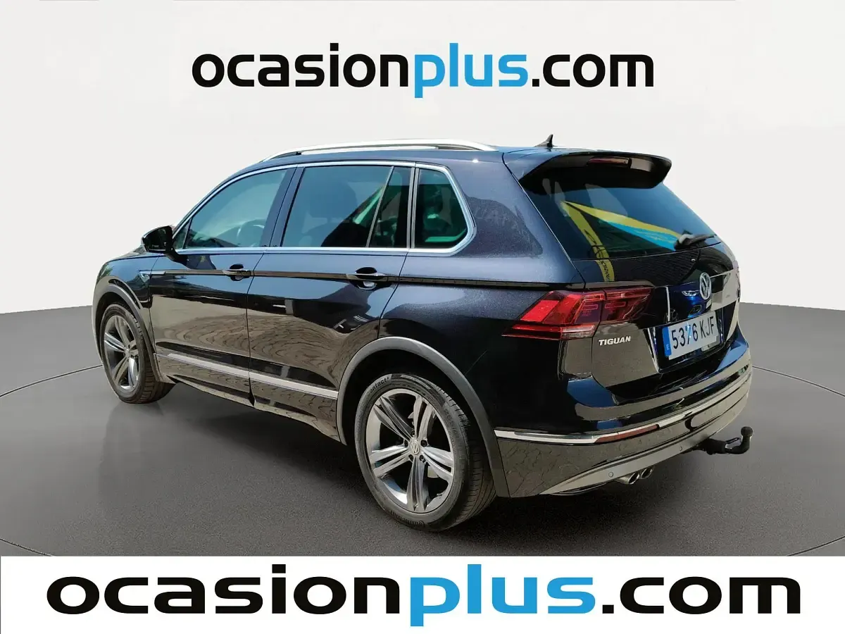 Usado VW Tiguan Sportline 150 CV (110 kW) 2018 Negro SUV