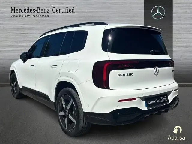 Usado Mercedes GLB200 184 CV (135 kW) 2027 Blanco polar SUV