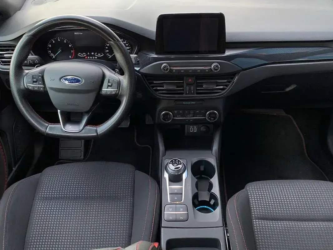 Usado Ford Focus ST-Line 125 CV (91 kW) 2021 Azul Utilitario