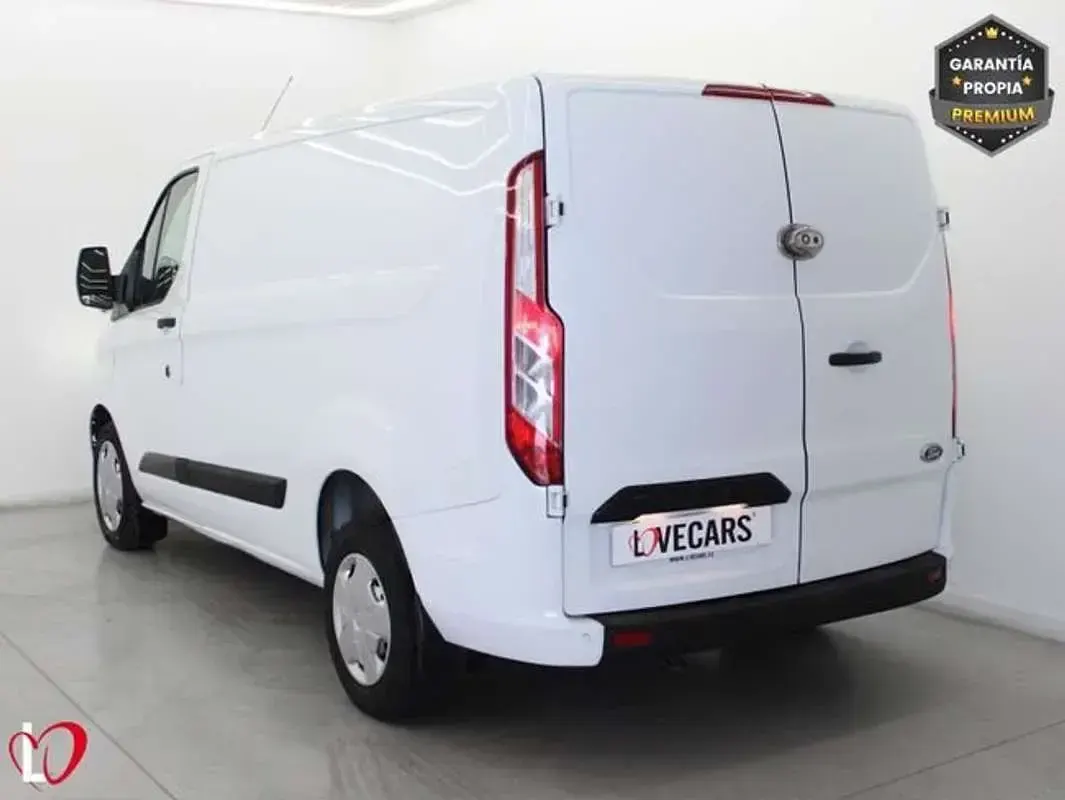 Usado Ford Transit Custom Trend 131 CV (96 kW) 2023 Blanco Van