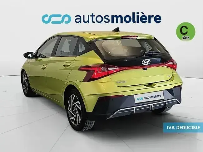 Usado Hyundai i20 84 CV (61 kW) 2024 Verde Utilitario