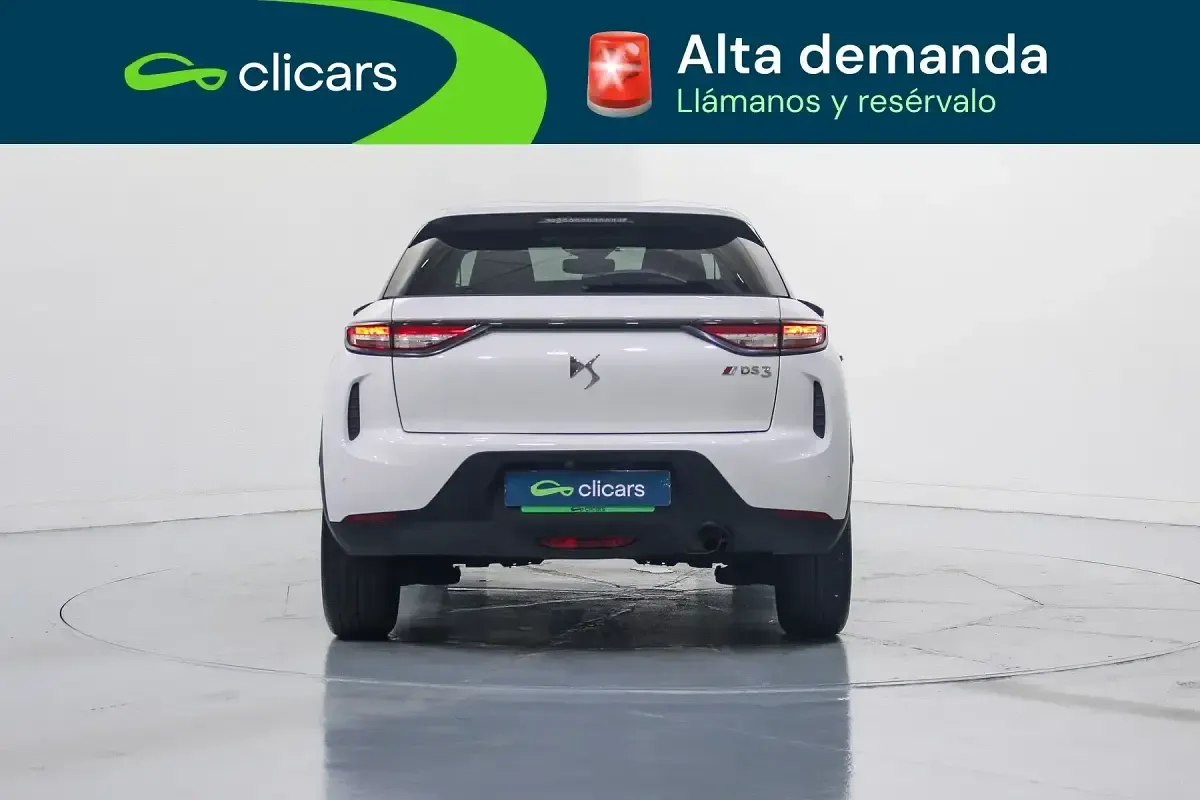 Usado DS Automobiles DS3 Crossback Performance 100 CV (73 kW) 2021 Blanco SUV