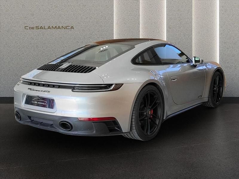 Usado Porsche 911 Carrera 4 GTS 480 CV (353 kW) 2022 Plata metalizado
