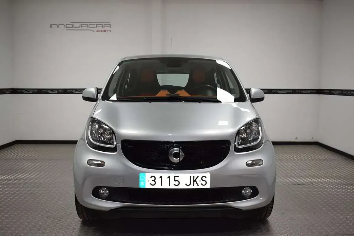 Usado Smart ForFour Passion 71 CV (52 kW) 2016 Gris Utilitario