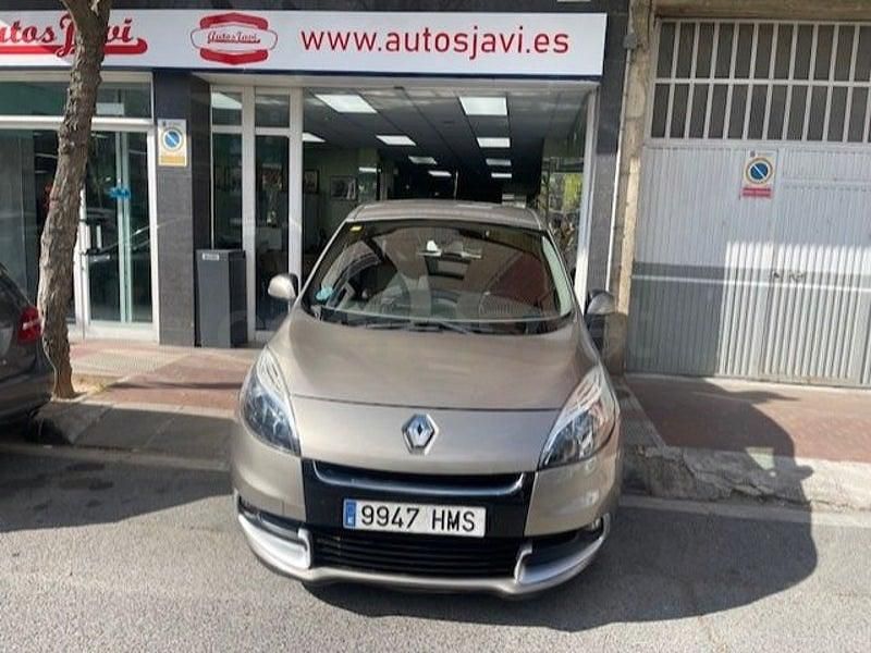 Usado Renault Scénic III Expression 110 CV (80 kW) 2012 Gris / plata Monovolumen