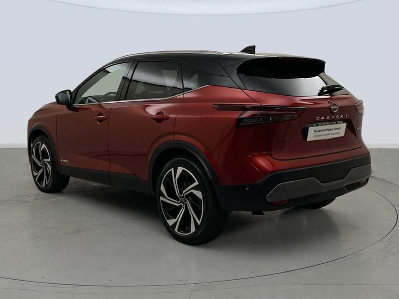 Usado Nissan Qashqai N-Connecta 190 CV (139 kW) 2024 Granate SUV