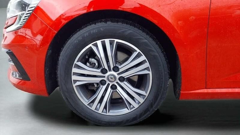 Usado Renault Mégane IV Zen 160 CV (117 kW) 2021 Rojo Berlina