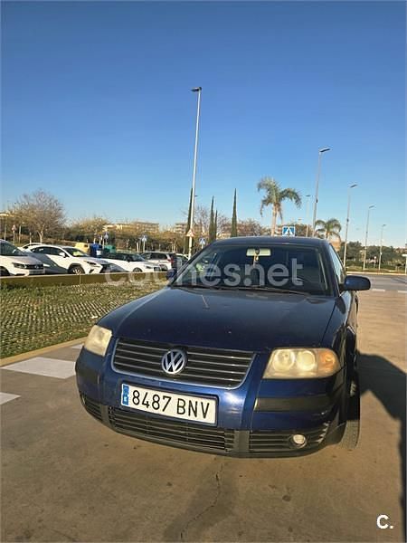 Usado VW Passat Comfortline 130 CV (95 kW) 2001 Azul Berlina