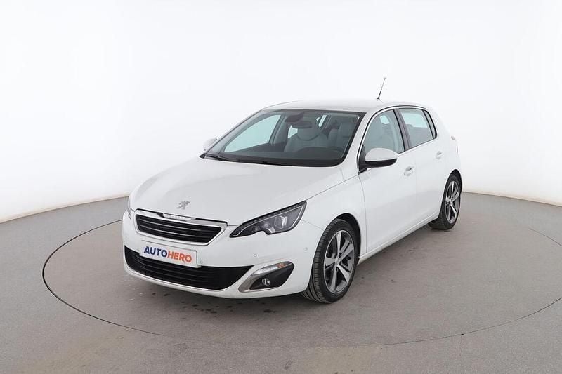 Blanco Usado 2016 Peugeot 308 Allure Utilitario | 13.799 € (Precio justo) - Imagen 1/4