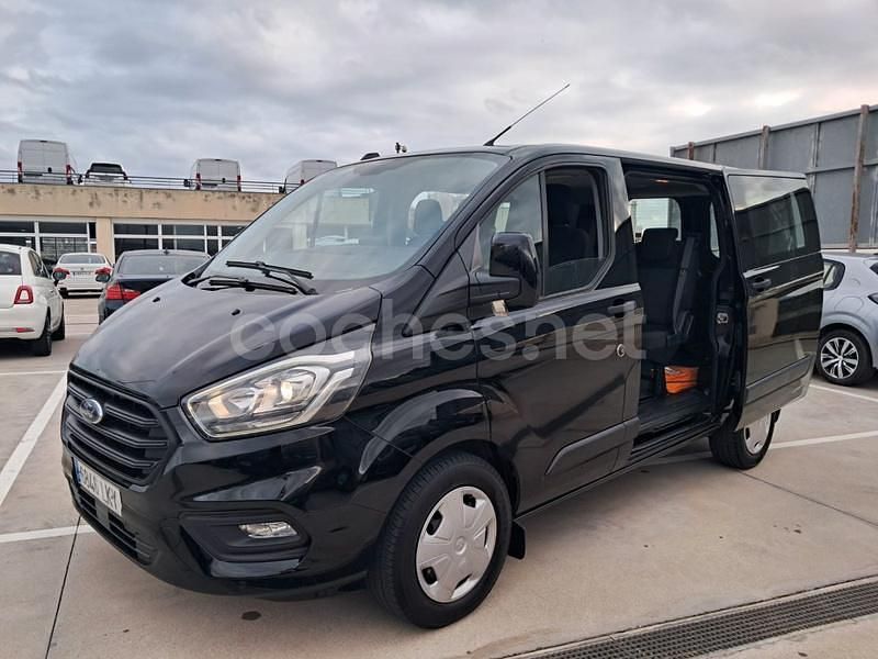 Negro Usado 2021 Ford Tourneo Custom Trend Monovolumen | 25.990 € (Super precio) - Imagen 1/4