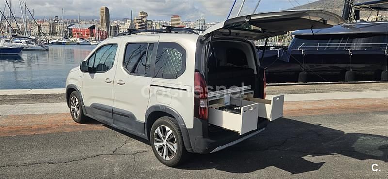 Usado Peugeot Rifter GT-line 100 CV (73 kW) 2019 Beige Monovolumen