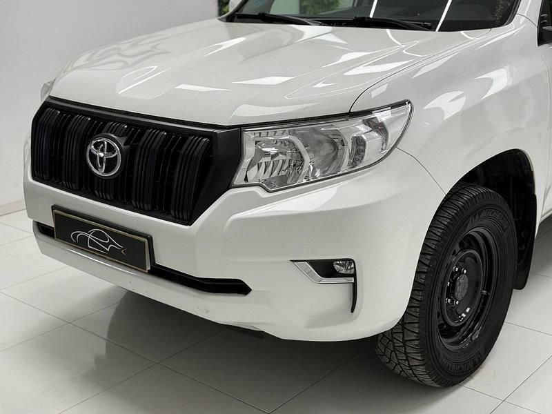 Usado Toyota Land Cruiser 177 CV (130 kW) 2019 Blanco