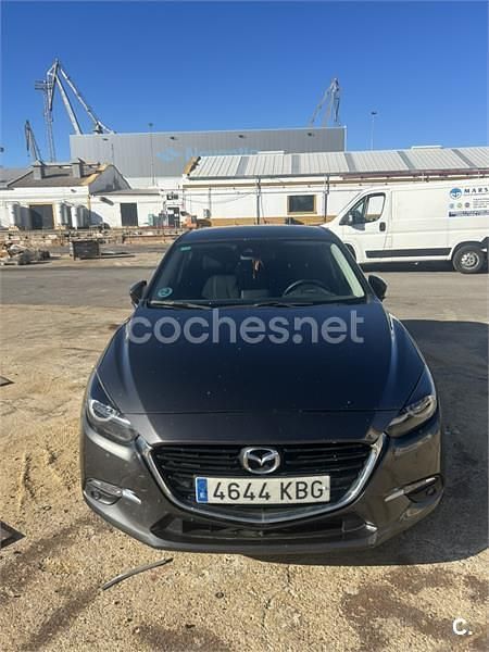 Usado Mazda 3 Luxury 150 CV (110 kW) 2017 Gris / plata Berlina
