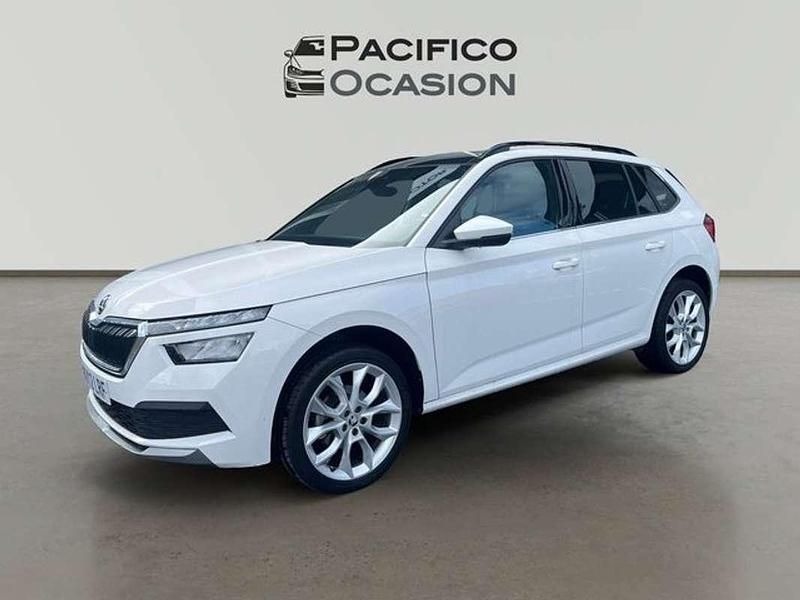 Usado Skoda Kamiq Sport 150 CV (110 kW) 2021 Blanco SUV