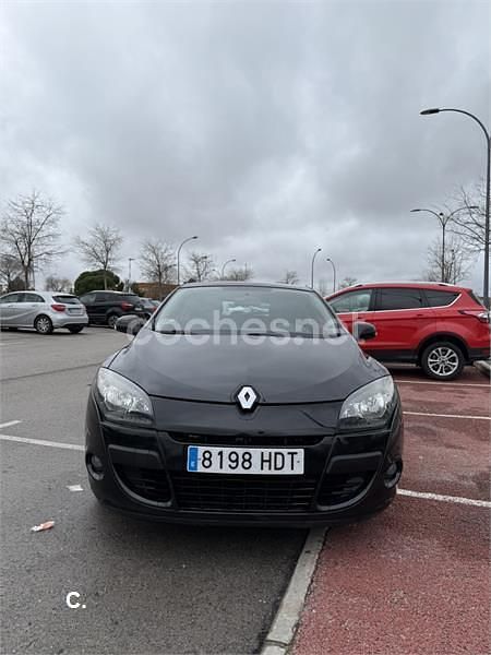 Usado Renault Mégane 110 CV (80 kW) 2011 Negro Berlina
