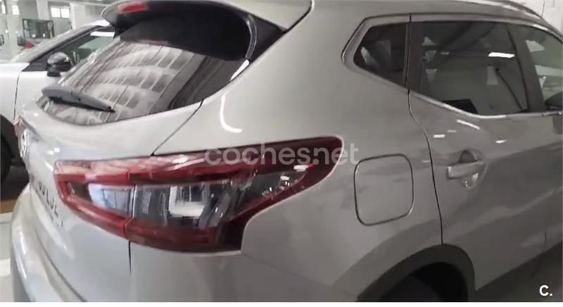 Gris / plata Usado 2020 Nissan Qashqai N-Connecta SUV | 24.000 € (Caro) - Imagen 1/4
