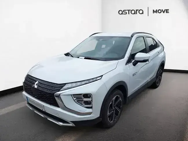 Usado Mitsubishi Eclipse Cross 188 CV (138 kW) 2024 Blanco SUV