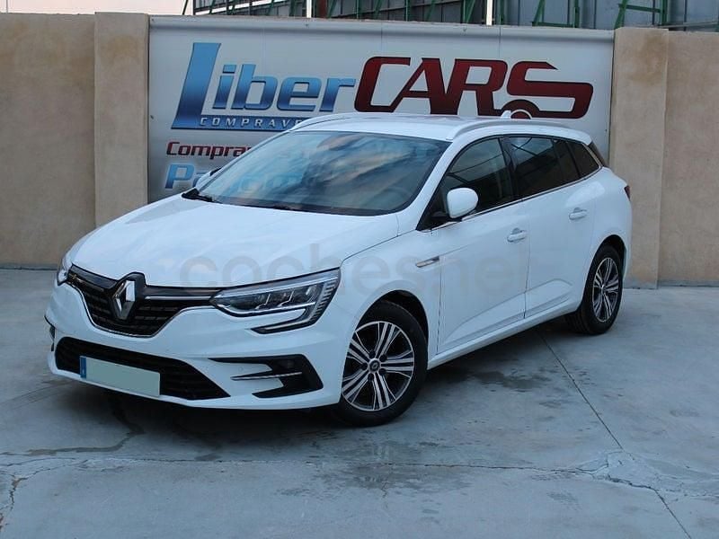 Usado Renault Mégane GrandTour Zen 115 CV (84 kW) 2022 Blanco Familiar