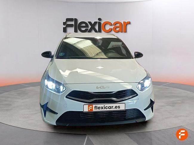 Usado Kia Ceed Style 100 CV (73 kW) 2025 Blanco Utilitario