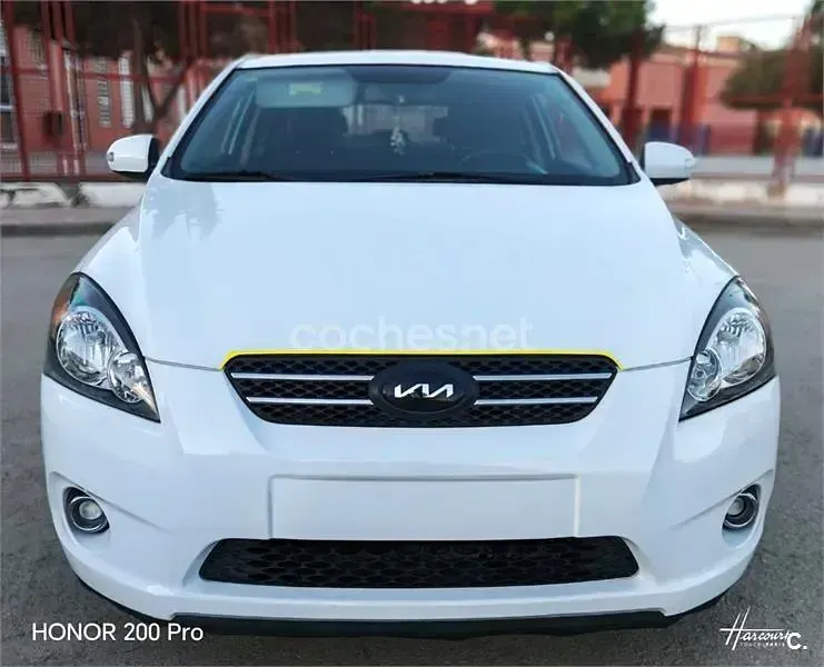 Occasion Kia ProCeed 115 PK (84 kW) 2011 Wit Hatchback
