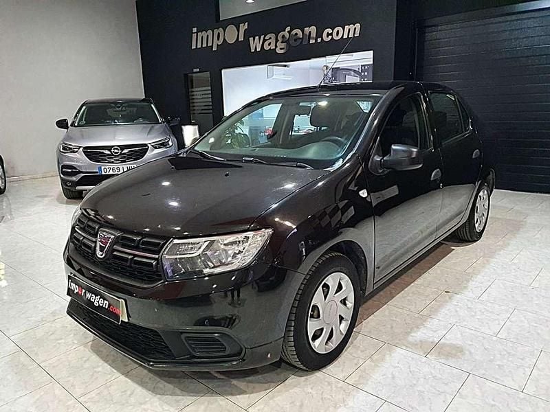 Usado Dacia Logan MCV Essentiel 75 CV (55 kW) 2018 Negro Familiar