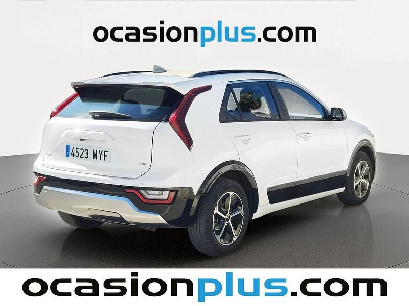 Usado Kia Niro 129 HP (94 kW) 2025 Branco SUV