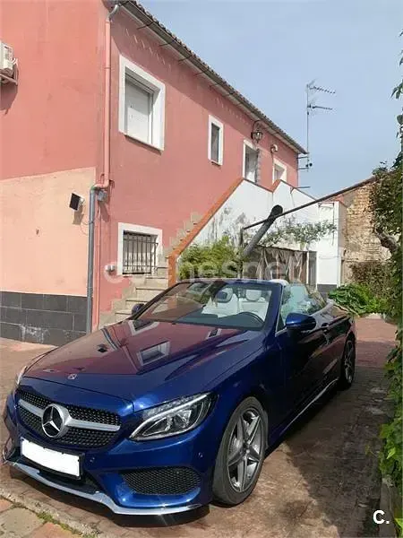 Usado Mercedes C220 170 CV (125 kW) 2017 Azul Descapotable