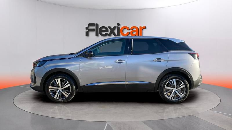 Usado Peugeot 3008 Allure 131 CV (96 kW) 2022 Gris SUV
