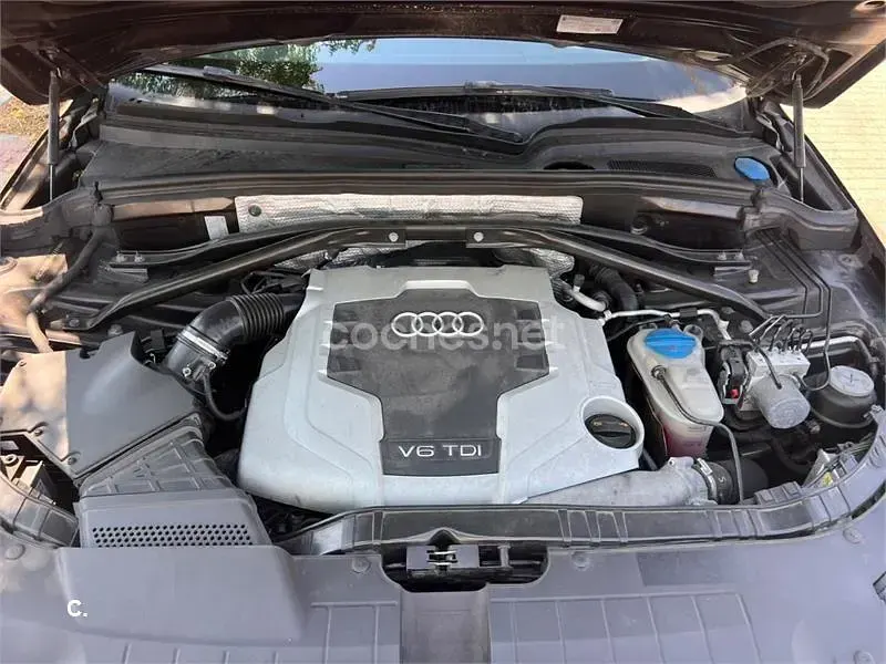 Usado Audi Q5 Premium 240 CV (176 kW) 2010 Negro SUV