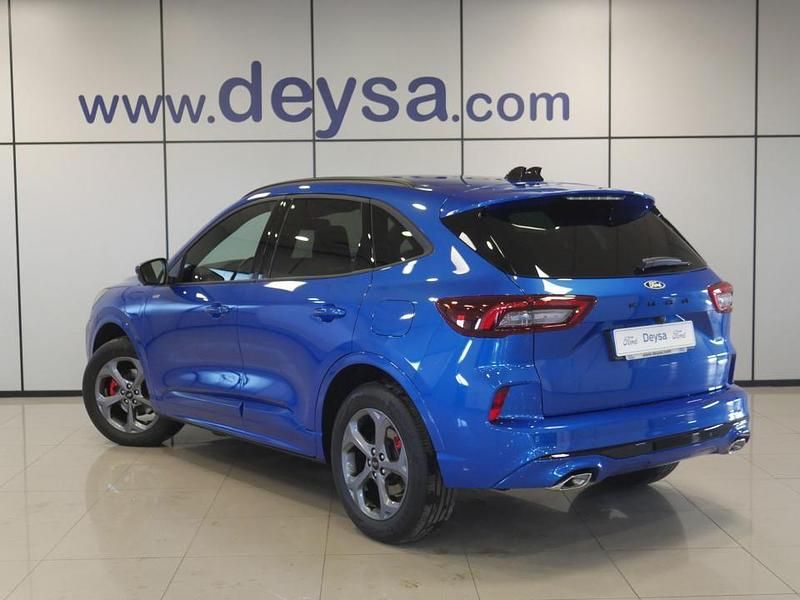 Usado Ford Kuga ST-Line X 243 CV (178 kW) 2025 Azul SUV