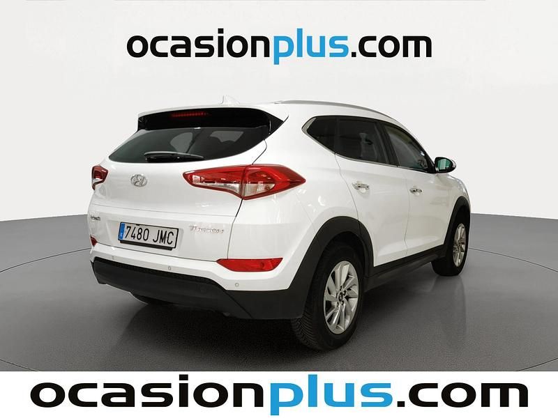 Usado Hyundai Tucson 131 CV (96 kW) 2016 Blanco SUV