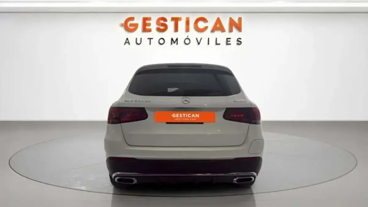 Usado Mercedes GLC300e 333 CV (244 kW) 2023 Blanco SUV