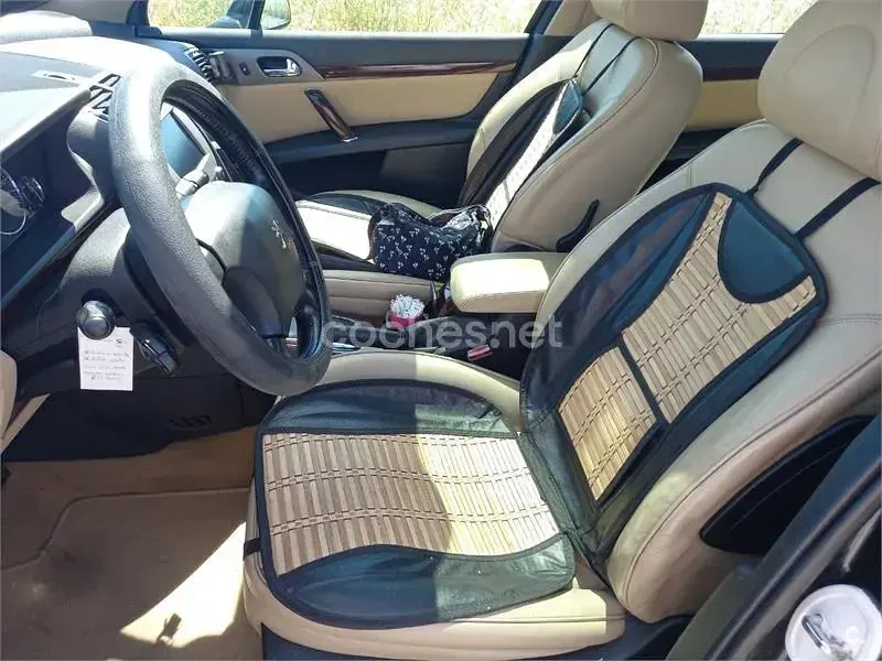 Usado Peugeot 407 Sport 136 CV (100 kW) 2005 Negro Familiar