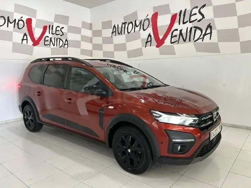 Usado Dacia Jogger Extreme 110 CV (80 kW) 2022 Naranja Monovolumen