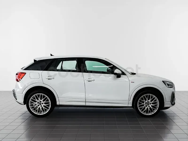 Usado Audi Q2 Premium 150 CV (110 kW) 2024 Blanco SUV