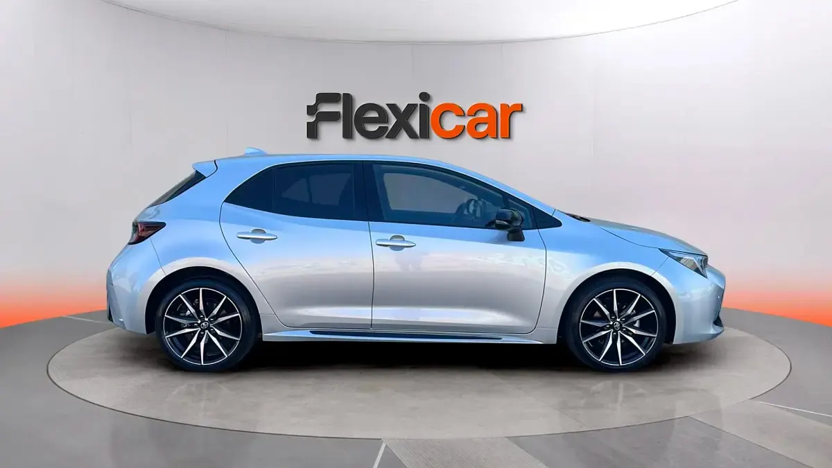 Nuevo Toyota Corolla Plus 140 CV (102 kW) 2026 Gris Berlina