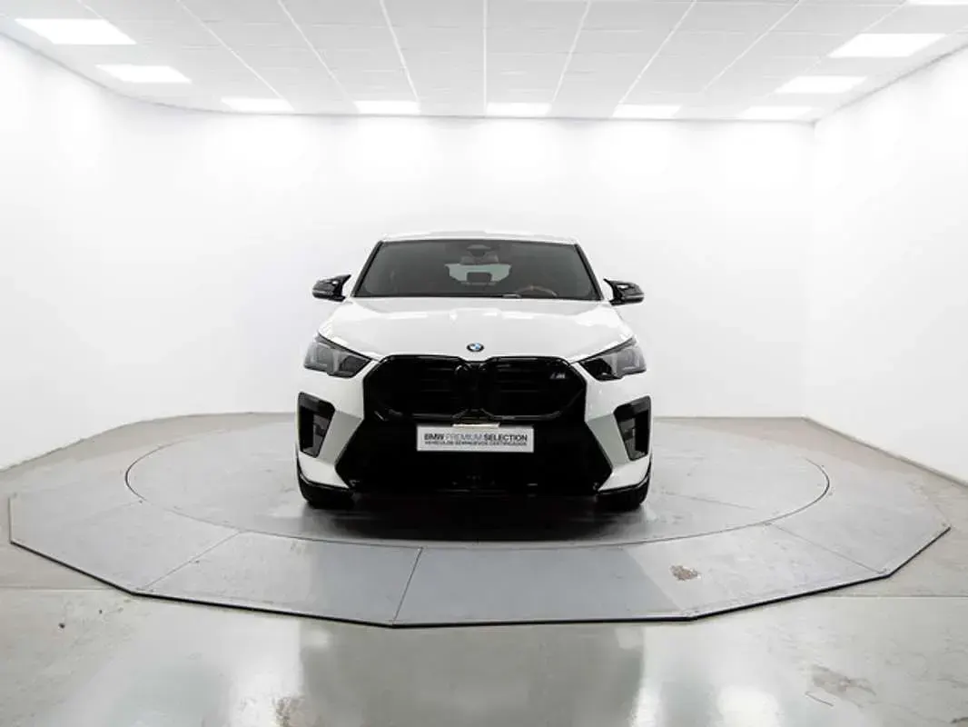 Używany BMW X2 300 KM (220 kW) 2024 Biały SUV