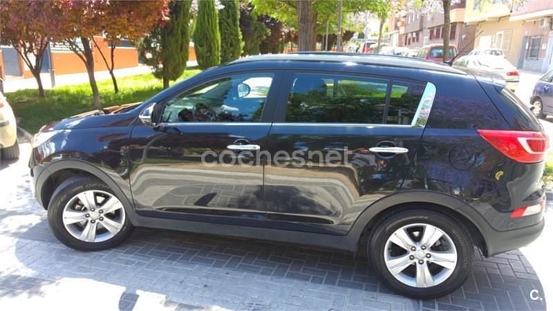 Usado Kia Sportage 115 CV (84 kW) 2011 Negro SUV